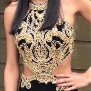Size 0 Black & Gold Prom dress